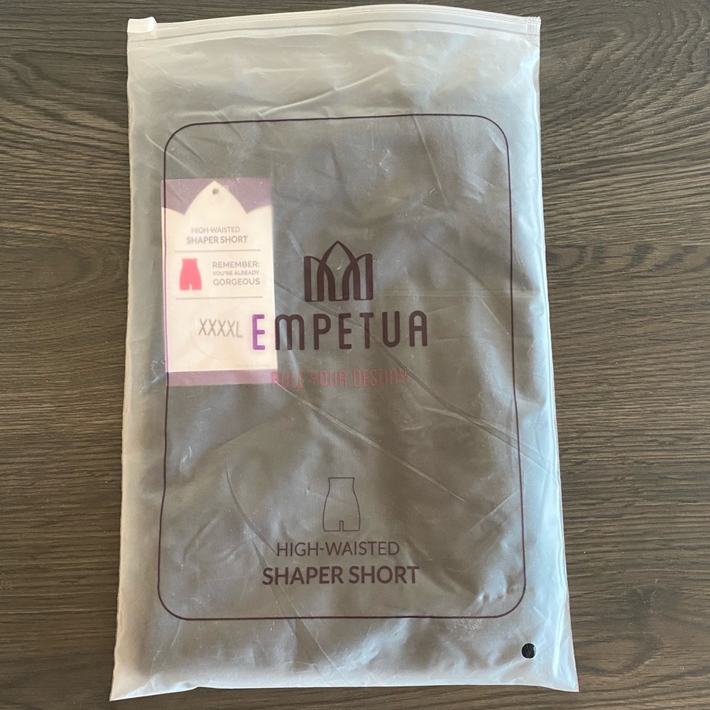 NWT Shapermint shape short 4xl